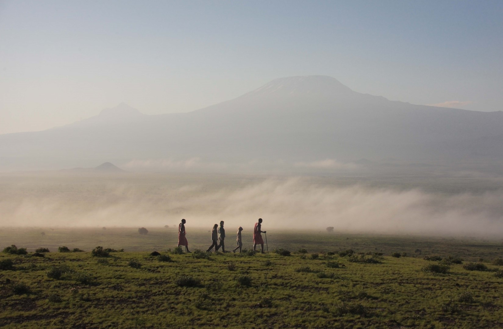 wp-content/uploads/itineraries/Kenya/SkySafari/tortilis-bush-walk-1 (Large).jpg